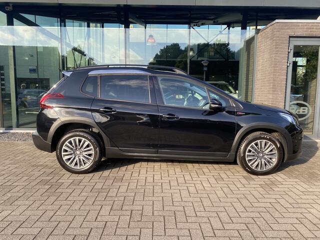 Peugeot 2008 1.2 PureTech GT-Line Automaat Panoramadak
