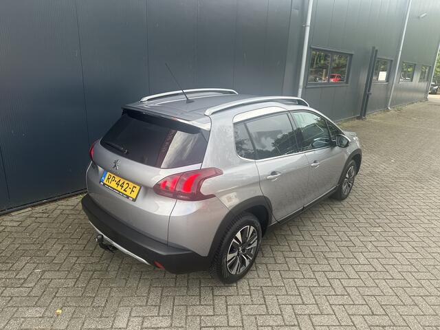 Peugeot 2008 1.2 PureTech Allure | Trekhaak | PDC | Navi