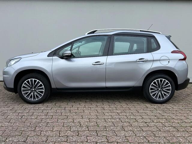 Peugeot 2008 1.2 PureTech | NL auto | Panoramadak | Trekhaak | Nieuwstaat!