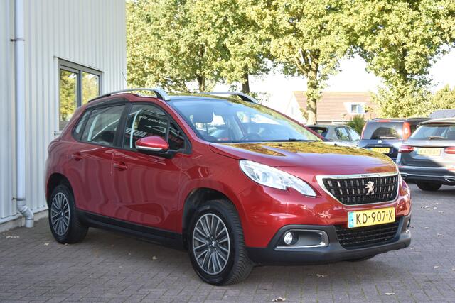 Peugeot 2008 1.2 82PK Blue Lion Automaat. Panorama dak, Navigatie, Cruise, Airco!!