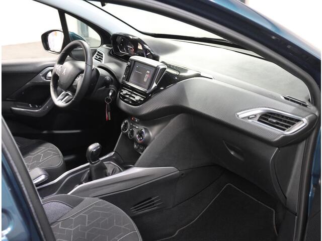 Peugeot 2008 1.2 110PK Blue Lion | AppleCarPlay/AndroidAuto | Airco | Armsteun | Navigatie | Parkeersensoren | Cruise Controle | Isofix | GOED onderhouden | DAB Radio |