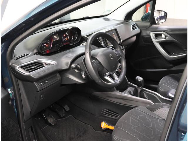 Peugeot 2008 1.2 110PK Blue Lion | AppleCarPlay/AndroidAuto | Airco | Armsteun | Navigatie | Parkeersensoren | Cruise Controle | Isofix | GOED onderhouden | DAB Radio |