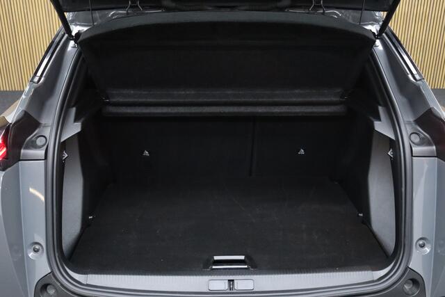 Peugeot 2008 1.2 PureTech 100 Allure | Adaptive-cruise | Navigatie | Camera | Clima | Apple Carplay & Android Auto | Keyless | All-season Banden | Dodehoekdetectie