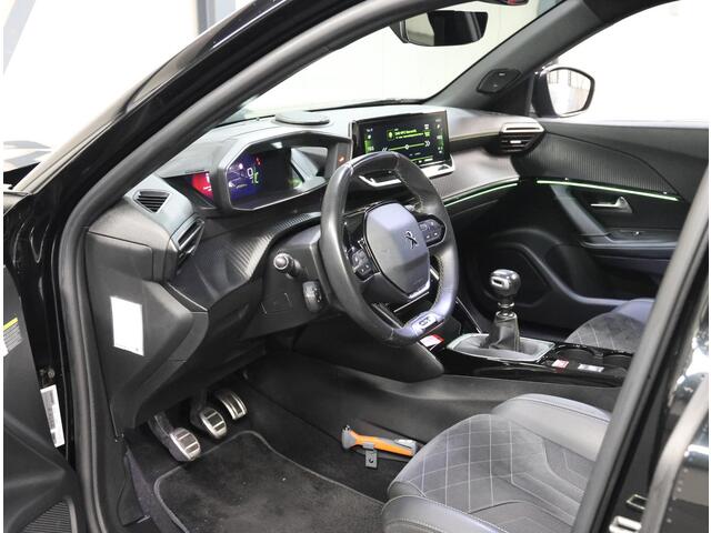 Peugeot 2008 130PK GT Pack | AppleCarplay/Android Auto | Keyless | Adaptive Cruise Control | Climate Control | Camera | FULL LED | FOCALSOUND | Sfeerverlichting | Isofix | Privacy Glass | Alcantara/LEER |