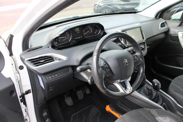 Peugeot 2008 1.2 PureT. Blue Lion