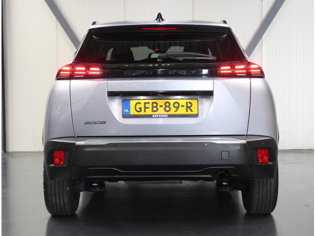 Peugeot 2008 1.2 100PK Allure | AppleCarPlay/AndroidAuto | Armsteun | Climate Control | Cruise Control | Camera | FULL LED | Navigatie | LMV | Parkeersensoren | Privacy Glass | Isofix |