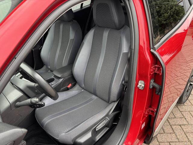 Peugeot 2008 1.2 PureTech 130pk Allure [ Apple cp,cruise,navi,camera,lmv ]