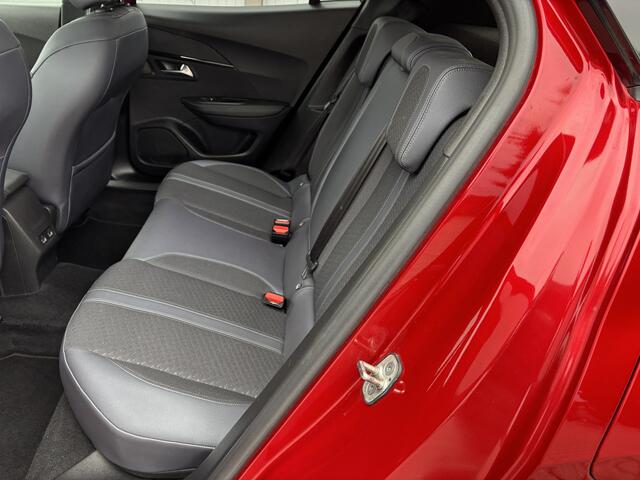 Peugeot 2008 1.2 PureTech 130pk Allure [ Apple cp,cruise,navi,camera,lmv ]