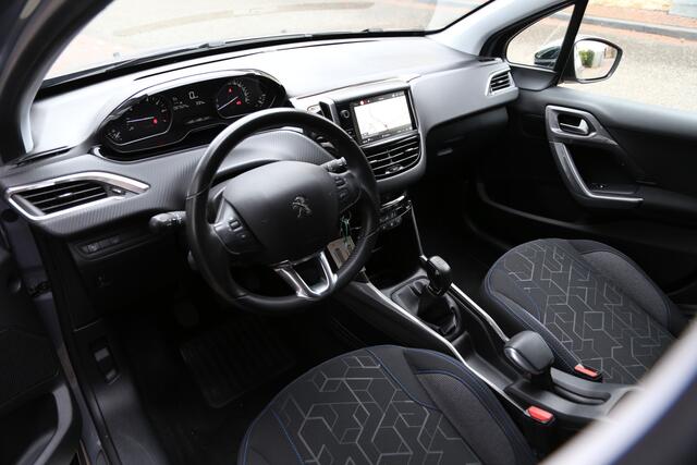 Peugeot 2008 1.2 PureTech Allure Navi