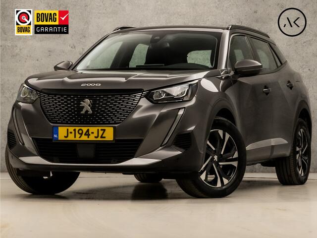 Peugeot 2008 1.2 PureTech Allure Sport Automaat (VIRTUAL COCKPIT, APPLE CARPLAY, GROOT NAVI, LEDER, STOELVERWARMING, 360 CAMERA, LED KOPLAMPEN, LM VELGEN, KEYLESS, NIEUWSTAAT)