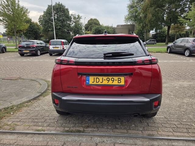 Peugeot 2008 1.2 PureTech 100 Allure