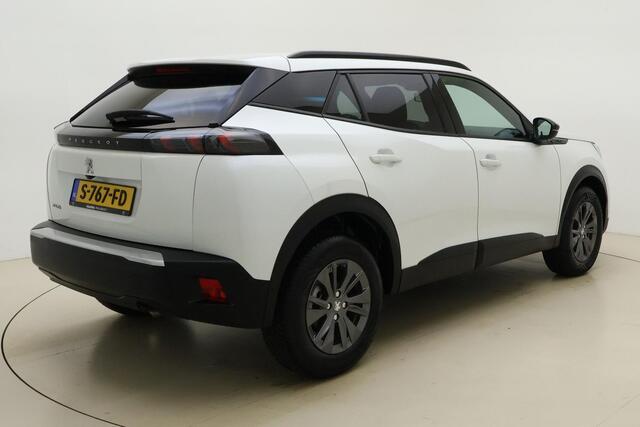 Peugeot 2008 1.2T Style 100pk | Parkeer Camera Achter | Navigatie | Privacy Glas Achter | Cruise Control | Full LED | Lichtmetalen Velgen 16'' | Apple Carplay & Android Auto | DAB+
