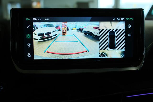 Peugeot 2008 1.2 PureTech 130 GT Camera V+A, Navi, Lane assist, Dodehoek, L/m velgen!