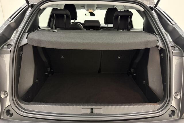 Peugeot 2008 1.2 PureTech 100pk Active Pack | Navigatie | Climate Control | DAB+ | Lichtmetalen Velgen 16inch | Apple Carplay/Android Auto