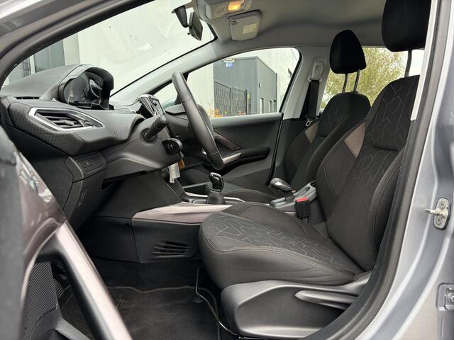 Peugeot 2008 1.2 PureTech Active 82pk | Airco | Bluetooth | Cruise control | Elektrische ramen voor | Lichtmetalen velgen 16" | Isofix bevestiging voor kinderzitjes | Zeer complete auto!