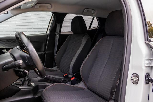 Peugeot 2008 1.2 PureTech Blue Lease Active