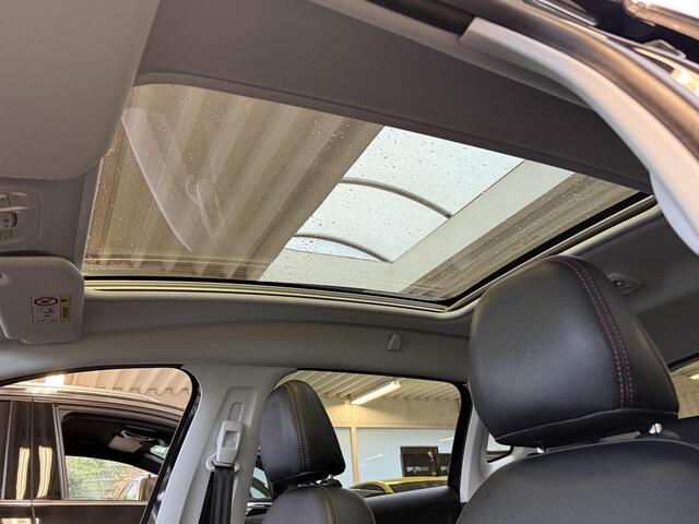 Peugeot 2008 1.2 PureTech GT-line | Panorama Dak | Afneembare Trekhaak | Stoelverwarming | Climate & Cruise Control | Achteruitrijd Camera |