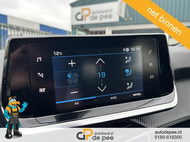 Peugeot 2008 1.2 PureTech Allure GARANTIE/CARPLAY/CAMERA/STOELVERW./CLIMA/CRUISE/LICHTMETAAL
