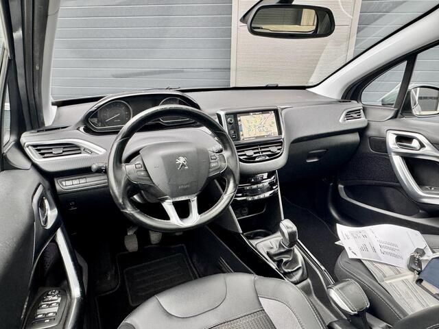 Peugeot 2008 1.2 PureTech Allure Airco/ Panorama/ LED/ Facelift/ NAP