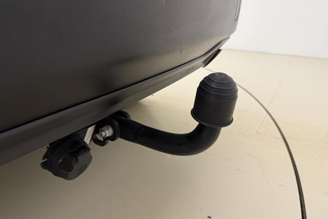 Peugeot 2008 1.2T Allure 100pk | Navigatie | Camera | Climate Control | Trekhaak | Full LED | Apple Carplay/Android Auto