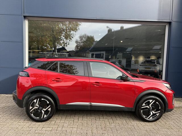 Peugeot 2008 1.2 Turbo 100PK Allure | Nieuwste Model | Navigatie via Telefoon | LED Verlichting | Parkeersensoren | DAB | Digitaal Dashboard | Half Lederen stoelen | Lichtmetalen Velgen 17 inch |