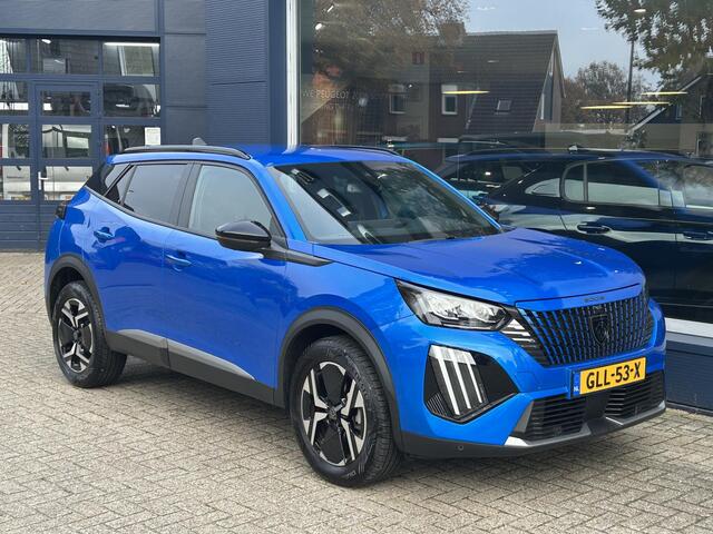 Peugeot 2008 1.2 Turbo 100PK Allure | Navigatie | All Season banden | 360 Graden Camera | Dode Hoek Detectie | Stoelverwarming | Climate Control | LED Verlichting | Cruise Control | 17" Lichtmetalen Velgen | Hoge Zitpositie | Half Lederen Bekleding |