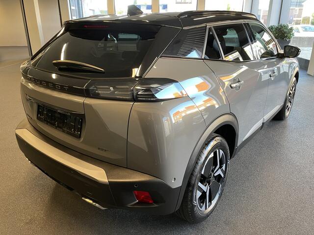 Peugeot 2008 1.2 PureTech GT 130 pk EAT8 automaat Alcantara bekleding met automatisch bedienbare bestuurdersstoel-Navigatie-Camera voor+achter-Draadloze telefoonlader-Climate control