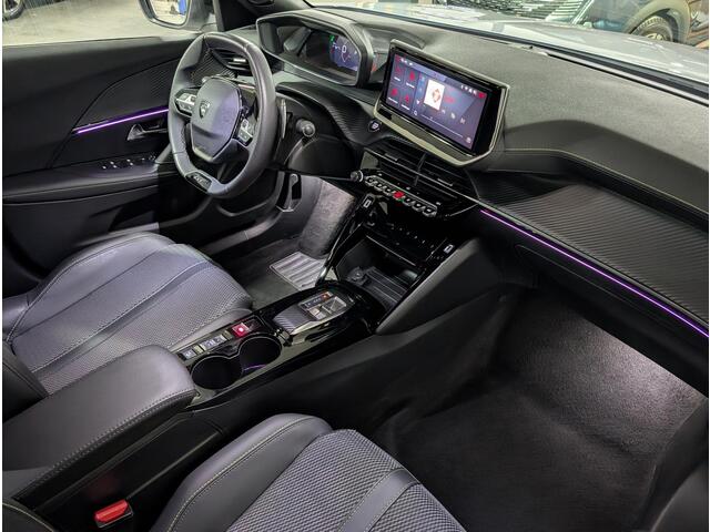 Peugeot 2008 GT 1.2 Turbo 130pk EAT8 | KEYLESS ENTRY | ADAPTIVE CRUISE | DODEHOEKBEW. | NAVI | 360° CAMERA | ALL SEASON BANDEN | GRIPCONTROL