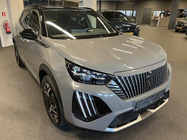 Peugeot 2008 1.2 PureTech GT 130 pk EAT8 automaat Alcantara bekleding met automatisch bedienbare bestuurdersstoel-Navigatie-Camera voor + achter -Climate control-Draadloze telefoonlader