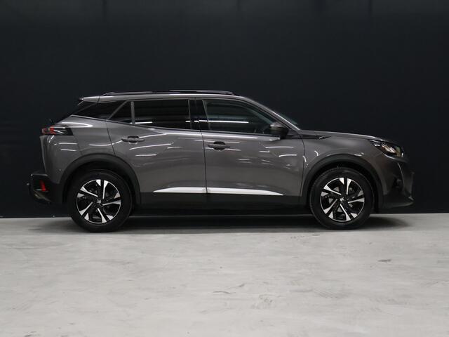 Peugeot 2008 1.2 PureTech Blue Lease Allure [APPLE CARPLAY, TREKHAAK, ACHTERUITRIJCAMERA, SPRAAKBEDIENING, RIJSTROOKSENSOR, GETINTE ACHTERRUITEN, NIEUWSTAAT]