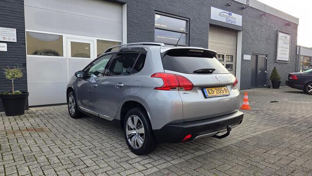 Peugeot 2008 1.2 PureTech Allure | NAVIAGTIE | PARKEERPAKKET | PANORAMADAK | VOLLEDIGE ONDERHOUDSHISTORIE