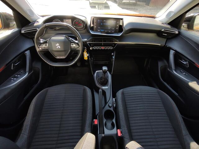 Peugeot 2008 1.2 PureTech Active Pack Navi-Carplay Cruise-Control Stoelverwarming Led