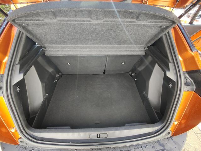 Peugeot 2008 1.2 PureTech Active Pack Navi-Carplay Cruise-Control Stoelverwarming Led