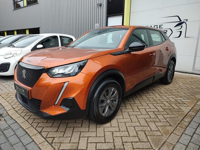 Peugeot 2008 1.2 PureTech Active Pack Camera, Navi-Carplay Cruise-Control Stoelverwarming Led