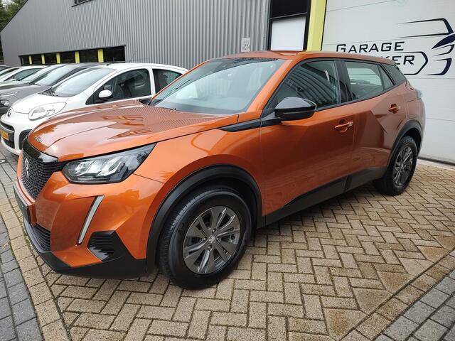 Peugeot 2008 1.2 PureTech Active Pack Camera, Navi-Carplay Cruise-Control Stoelverwarming Led