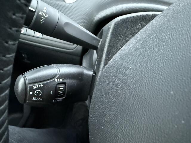 Peugeot 2008 1.5 BlueHDi Blue Lease Active