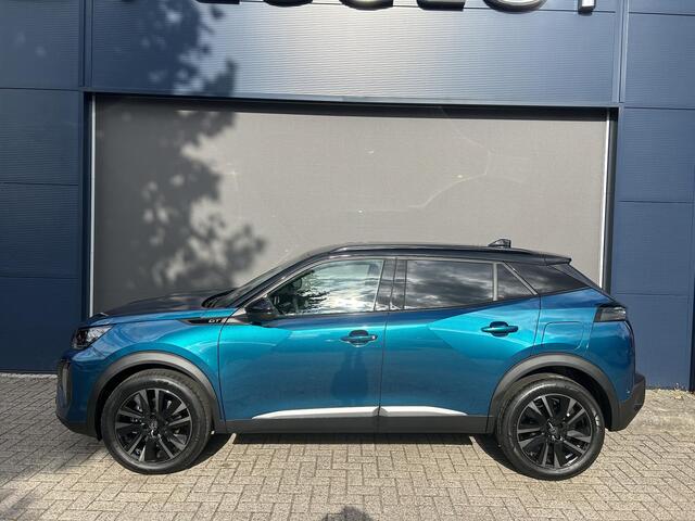 Peugeot 2008 1.2 Hybrid 145 PK GT Automaat | VOORRAAD DEAL met ¤5.000 Korting | Navigatie | Full LED Verlichting | Climate Control | Keyless Entry | Adaptieve Cruise Control | 360 Graden Camera | 18" Lichtmetalen Velgen | Hoge Zitpositie | Sportstoelen |