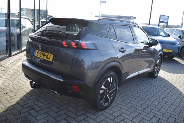 Peugeot 2008 1.2 PureTech Allure Pack TREKHAAK / CARPLAY / CAMERA