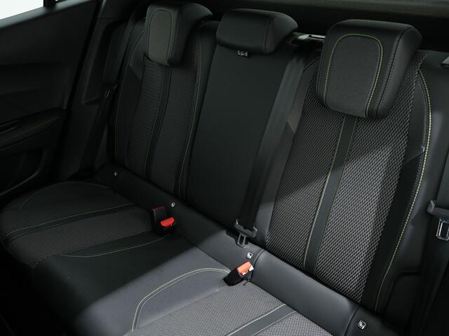 Peugeot 2008 1.2 HYBRID 136PK E-DCS6 GT | Navi | Cruise Adaptief | 360 camera