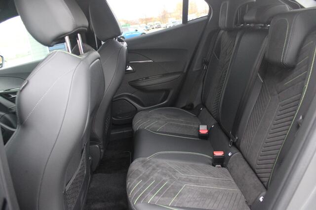 Peugeot 2008 1.2 130PK AUTOMAAT GT PACK | ALCANTARA/LEDEREN BEKLEDING | ELEKTRISCH BEDIENBARE BESTUURDERSSTOEL | STOEL VERWARMING | MASSAGE STOELEN | NAVIGATIE | FULL LED KOPLAMPEN | DRAADLOZE APPLE CARPLAY/ANDROID AUTO | ADAPTIVE CRUISE CONTROL | CAMERA VOOR + ACHTER