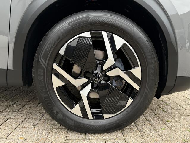 Peugeot 2008 1.2 PureTech 130pk Automaat Allure l ACC l BLIS l CAMERA l ECC l LED l NAVI l 35.000km