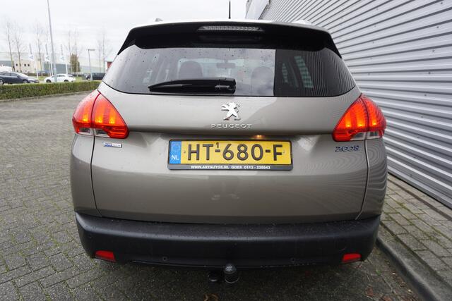 Peugeot 2008 1.2 PureTech Active Airco / Navi / Cruise / Pano / Carplay / Parkeersens. / Trekhaak / NAP