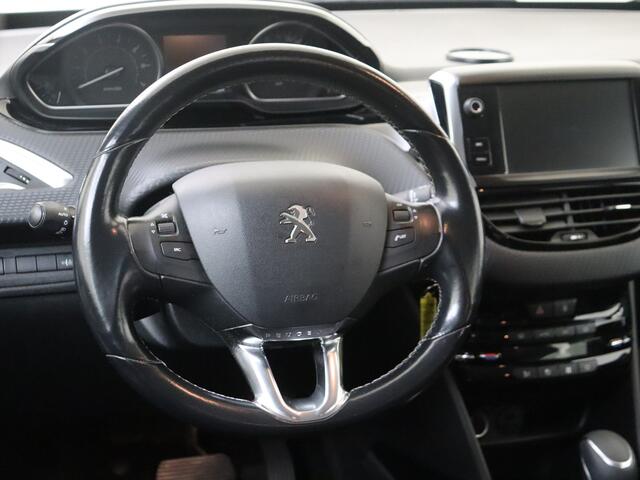 Peugeot 2008 1.2 PureTech Allure | Climate Control | Carplay | Parkeerhulp |