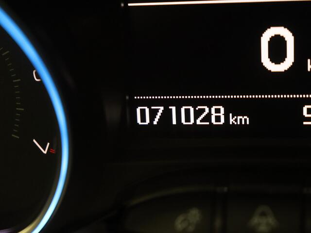 Peugeot 2008 1.2 PureTech Allure | Climate Control | Carplay | Parkeerhulp |