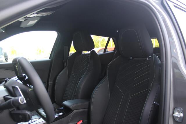 Peugeot 2008 1.2 130PK AUTOMAAT GT PACK | ELEKTRISCH BEDIENBARE BESTUURDERSSTOEL | NAVIGATIE | FULL LED KOPLAMPEN | DRAADLOZE APPLE CARPLAY/ANDROID AUTO | ADAPTIVE CRUISE CONTROL | CAMERA VOOR + ACHTER | CLIMATE CONTROL | LICHTMETALEN VELGEN 17" | KEYLESS ENTRY/START 