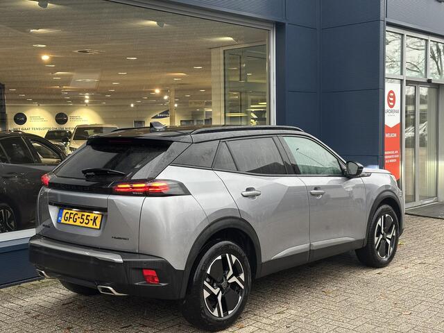 Peugeot 2008 1.2 Hybrid 145 PK GT Automaat | Navigatie | Keyless Entry | Full LED Verlichting | Parkeercamera | Adaptieve Cruise Control | Climate Control | Parkeersensoren | 17" Lichtmetalen Velgen | Hoge Zitpositie | Zwart Dak |