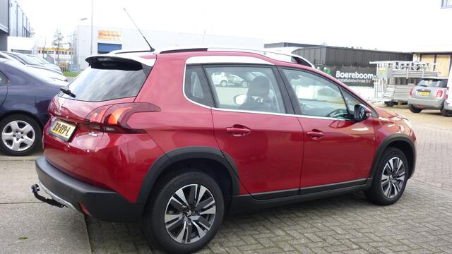 Peugeot 2008 1.2 vti 110pk Allure Puretech Panoramadak/trekhaak