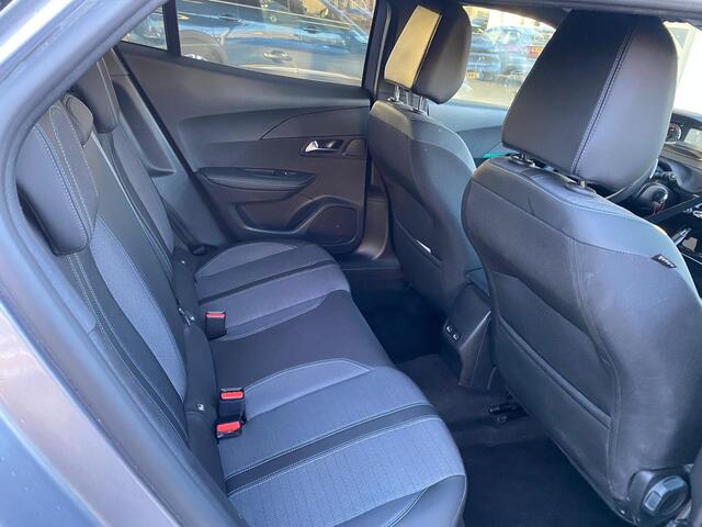 Peugeot 2008 1.2 PureTech Allure Pack | Automaat | Camera | Climate- en Cruisecontrol | LMV | Apple Carplay