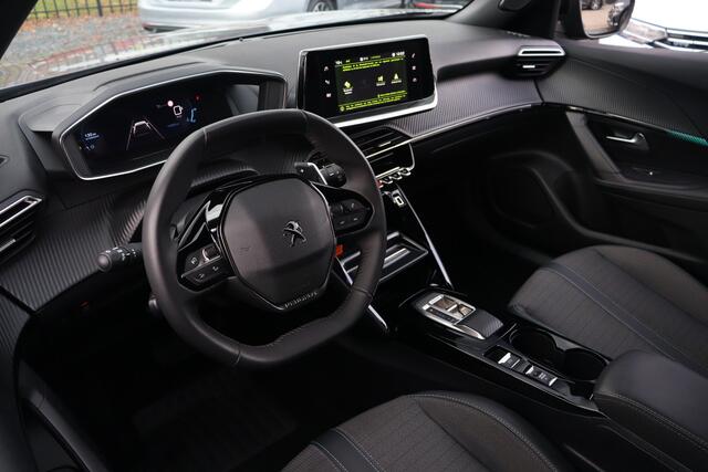 Peugeot 2008 1.2 PureTech Allure | Camera | DAB | Carplay |