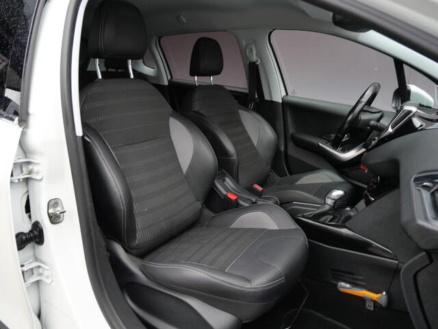 Peugeot 2008 1.2 PureTech Allure | RIEM V.V. | TREKH. | CAMERA | CLIMA